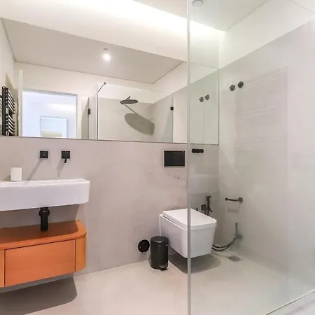 Daire In Cais Do Sodre