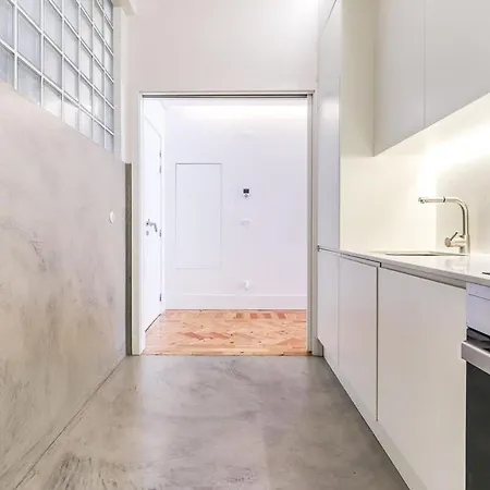Apartment In Cais Do Sodre